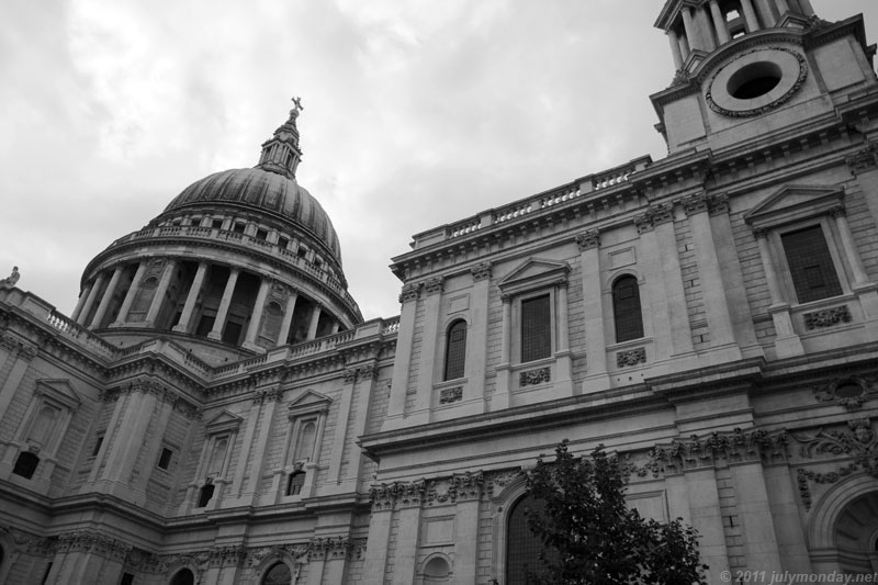 St. Paul's in the rain